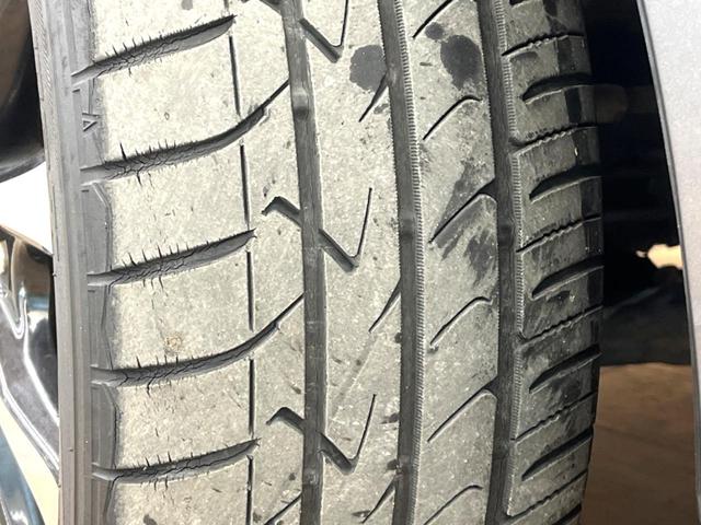 ステップワゴンスパーダ Ｚ　クールスピリット　禁煙車　両側電動ドア　純正ＳＤナビ　後席モニター　バックカメラ　　ハーフレザーシート　スマートキー　ＨＩＤヘッド　ビルトインＥＴＣ　クルコン　純正１７インチアルミ　オートライト　オートエアコン（28枚目）