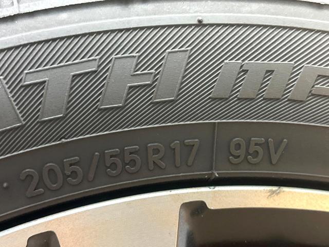 ステップワゴンスパーダ Ｚ　クールスピリット　禁煙車　両側電動ドア　純正ＳＤナビ　後席モニター　バックカメラ　　ハーフレザーシート　スマートキー　ＨＩＤヘッド　ビルトインＥＴＣ　クルコン　純正１７インチアルミ　オートライト　オートエアコン（29枚目）