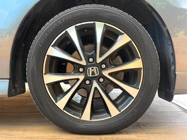 ステップワゴンスパーダ Ｚ　クールスピリット　禁煙車　両側電動ドア　純正ＳＤナビ　後席モニター　バックカメラ　　ハーフレザーシート　スマートキー　ＨＩＤヘッド　ビルトインＥＴＣ　クルコン　純正１７インチアルミ　オートライト　オートエアコン（31枚目）