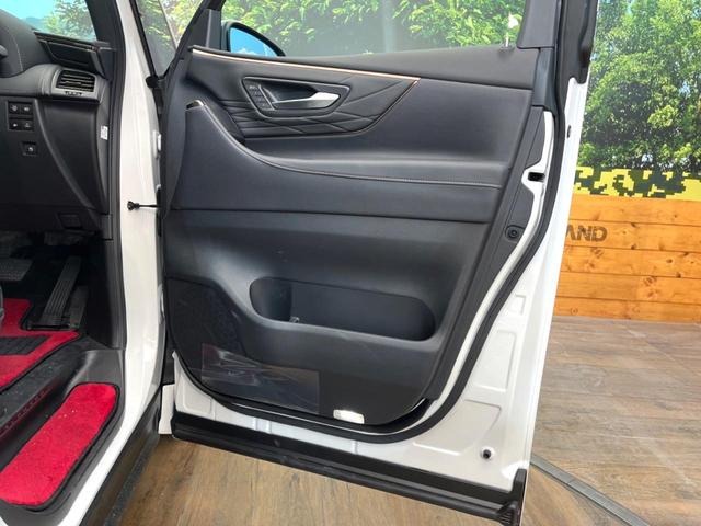 アルファードハイブリッド Ｚ　禁煙車　ガラスルーフ　後席モニター　全周囲カメラ　衝突被害軽減システム　レーダークルーズ　電動リアゲート　レザーシート　前席シートエアコン　前後席パワーシート　コーナーセンサー　スマートキー（72枚目）