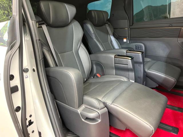 アルファードハイブリッド Ｚ　禁煙車　ガラスルーフ　後席モニター　全周囲カメラ　衝突被害軽減システム　レーダークルーズ　電動リアゲート　レザーシート　前席シートエアコン　前後席パワーシート　コーナーセンサー　スマートキー（73枚目）