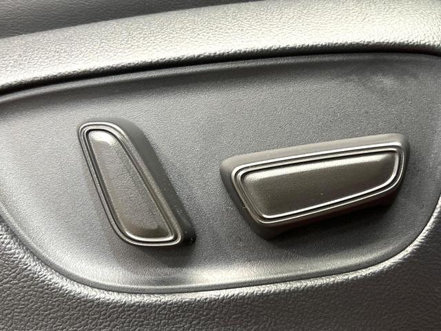 アルファードハイブリッド Ｚ　禁煙車　ガラスルーフ　後席モニター　全周囲カメラ　衝突被害軽減システム　レーダークルーズ　電動リアゲート　レザーシート　前席シートエアコン　前後席パワーシート　コーナーセンサー　スマートキー（80枚目）