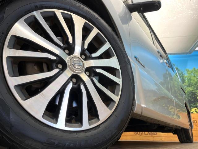 セレナ ハイウェイスター　Ｖセレ＋セーフティ　ＳＨＶ　Ａセフ　禁煙車　両側電動ドア　純正ＳＤナビ　後席モニター　全周囲カメラ　衝突被害軽減システム　コーナーセンサー　スマートキー　ＨＩＤヘッド　ＥＴＣ　クルコン　純正１６インチアルミ　オートライト（14枚目）