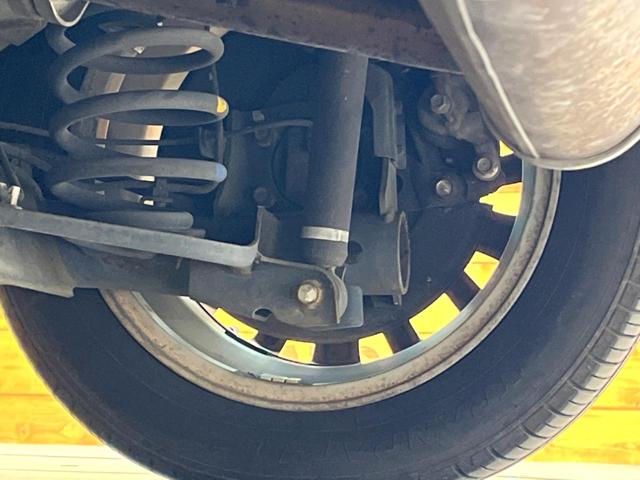 セレナ ハイウェイスター　Ｖセレ＋セーフティ　ＳＨＶ　Ａセフ　禁煙車　両側電動ドア　純正ＳＤナビ　後席モニター　全周囲カメラ　衝突被害軽減システム　コーナーセンサー　スマートキー　ＨＩＤヘッド　ＥＴＣ　クルコン　純正１６インチアルミ　オートライト（21枚目）