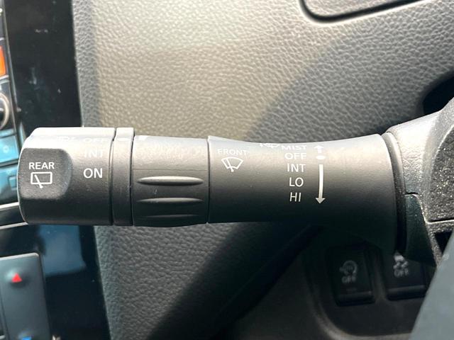 セレナ ハイウェイスター　Ｖセレ＋セーフティ　ＳＨＶ　Ａセフ　禁煙車　両側電動ドア　純正ＳＤナビ　後席モニター　全周囲カメラ　衝突被害軽減システム　コーナーセンサー　スマートキー　ＨＩＤヘッド　ＥＴＣ　クルコン　純正１６インチアルミ　オートライト（50枚目）