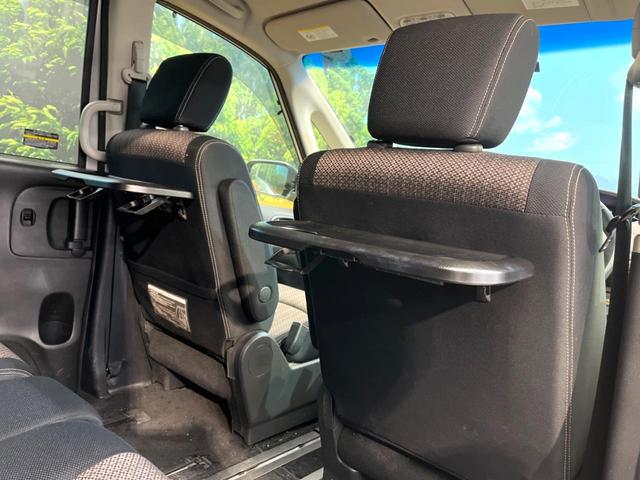 セレナ ハイウェイスター　Ｖセレ＋セーフティ　ＳＨＶ　Ａセフ　禁煙車　両側電動ドア　純正ＳＤナビ　後席モニター　全周囲カメラ　衝突被害軽減システム　コーナーセンサー　スマートキー　ＨＩＤヘッド　ＥＴＣ　クルコン　純正１６インチアルミ　オートライト（57枚目）