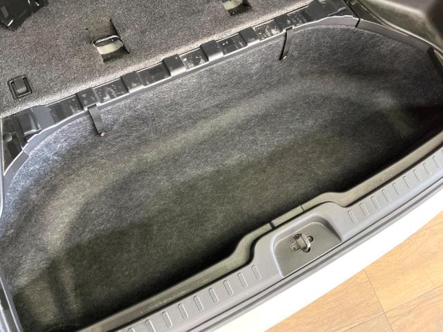 セレナ ハイウェイスター　Ｖセレ＋セーフティ　ＳＨＶ　Ａセフ　禁煙車　両側電動ドア　純正ＳＤナビ　後席モニター　全周囲カメラ　衝突被害軽減システム　コーナーセンサー　スマートキー　ＨＩＤヘッド　ＥＴＣ　クルコン　純正１６インチアルミ　オートライト（61枚目）