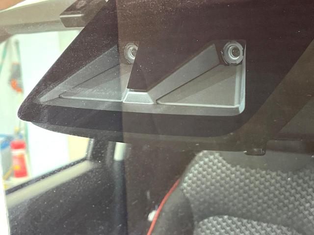 ライズ Ｚ　禁煙車　スマートアシスト　レーダークルーズ　バックカメラ　ドラレコ　ＥＴＣ　コーナーセンサー　スマートキー　ＬＥＤヘッド　車線逸脱警報　オートライト　デュアルエアコン　フルセグ　ＬＥＤフォグ（6枚目）
