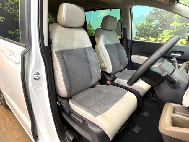 フリード エアー　ＥＸ　登録済未使用車　両側電動ドア　衝突被害軽減システム　レーダークルーズ　スマートキー　ＬＥＤヘッド　純正１５インチアルミ　オートハイビーム　車線逸脱警報　オートライト　オートエアコン（8枚目）