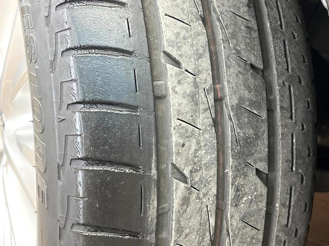 アルファード ２．５Ｓ　禁煙車　両側電動ドア　ＳＤナビ　後席モニター　バックカメラ　衝突被害軽減システム　コーナーセンサー　スマートキー　ＬＥＤヘッド　ビルトインＥＴＣ　純正１８インチアルミ　オートハイビーム　オートライト（26枚目）