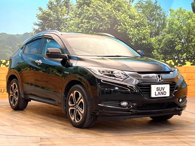 ヴェゼル ハイブリッドＺ　禁煙車　純正ＳＤナビ　バックカメラ　衝突被害軽減システム　ハーフレザーシート　スマートキー　ＬＥＤヘッド　ビルトインＥＴＣ　クルコン　純正１７インチアルミ　オートライト　デュアルエアコン（16枚目）