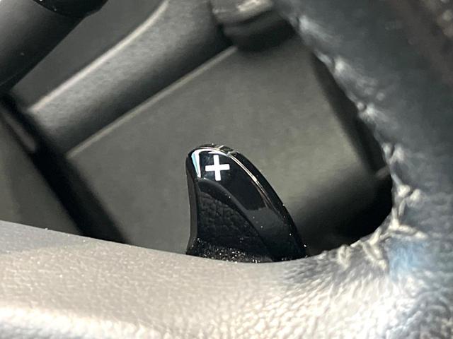 ヴェゼル ハイブリッドＺ　禁煙車　純正ＳＤナビ　バックカメラ　衝突被害軽減システム　ハーフレザーシート　スマートキー　ＬＥＤヘッド　ビルトインＥＴＣ　クルコン　純正１７インチアルミ　オートライト　デュアルエアコン（48枚目）