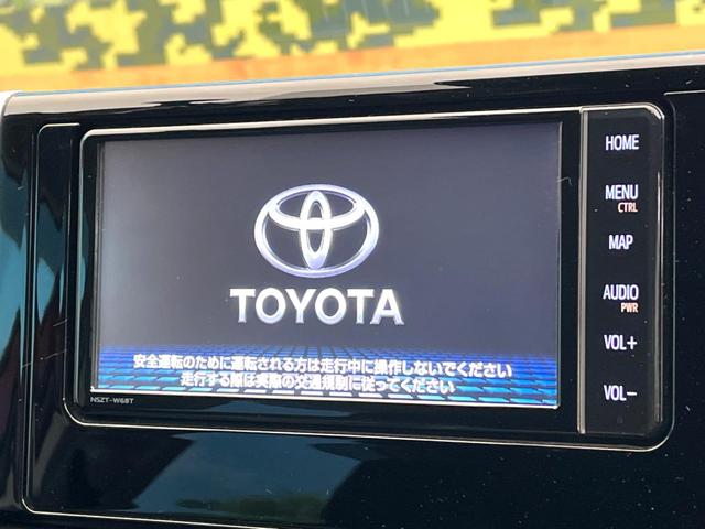 �y�����i�r�z�l�C�̏����i�r�𑕔����Ă���܂��B�i�r�̎g���₷���͂������A�I�[�f�B�I�@�\���[���I�L�����v�◷�s�͂������A�ʋ΂┃�����ȂǕ��i�̃h���C�u���y�����Ȃ�͂���