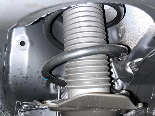 ライズ Z 登録済未使用車 禁煙車 全周囲カメラ 衝突被害軽減システム レーダークルーズ コーナーセンサー スマートキー LEDヘッド 純正17インチアルミ オートハイビーム 車線逸脱警報 オートライト(20枚目)