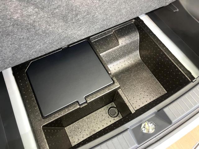 ライズ Z 登録済未使用車 禁煙車 全周囲カメラ 衝突被害軽減システム レーダークルーズ コーナーセンサー スマートキー LEDヘッド 純正17インチアルミ オートハイビーム 車線逸脱警報 オートライト(36枚目)