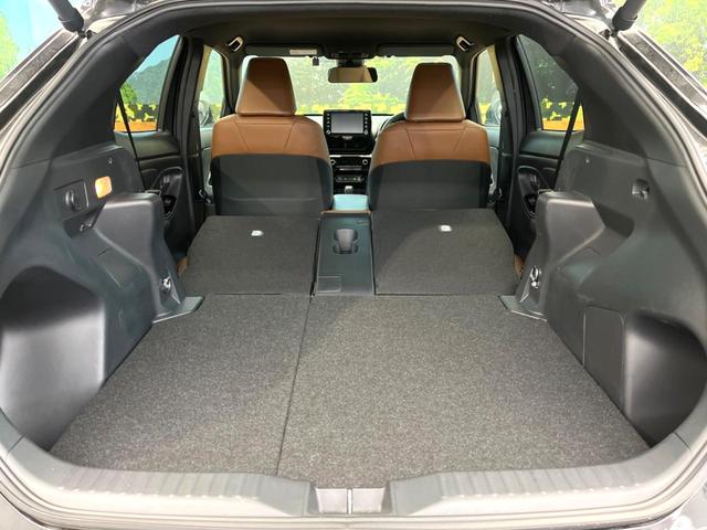 ヤリスクロス ハイブリッドZ アドベンチャー 衝突被害軽減システム 禁煙車 全周囲カメラ 電動リアゲート ハーフレザーシート パワーシート ドラレコ コーナーセンサー スマートキー LEDヘッド ETC2.0 純正18インチアルミ(10枚目)