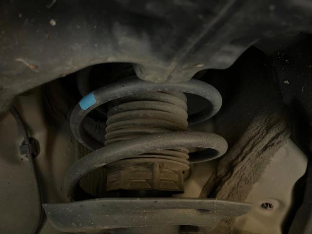 ヤリスクロス ハイブリッドZ アドベンチャー 衝突被害軽減システム 禁煙車 全周囲カメラ 電動リアゲート ハーフレザーシート パワーシート ドラレコ コーナーセンサー スマートキー LEDヘッド ETC2.0 純正18インチアルミ(20枚目)