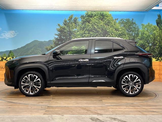 ヤリスクロス ハイブリッドZ アドベンチャー 衝突被害軽減システム 禁煙車 全周囲カメラ 電動リアゲート ハーフレザーシート パワーシート ドラレコ コーナーセンサー スマートキー LEDヘッド ETC2.0 純正18インチアルミ(25枚目)