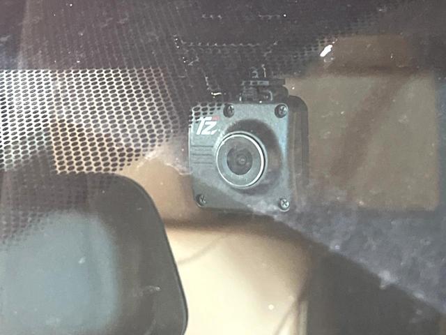 ヤリスクロス ハイブリッドZ アドベンチャー 衝突被害軽減システム 禁煙車 全周囲カメラ 電動リアゲート ハーフレザーシート パワーシート ドラレコ コーナーセンサー スマートキー LEDヘッド ETC2.0 純正18インチアルミ(34枚目)