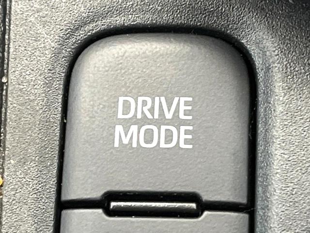 ヤリスクロス ハイブリッドZ アドベンチャー 衝突被害軽減システム 禁煙車 全周囲カメラ 電動リアゲート ハーフレザーシート パワーシート ドラレコ コーナーセンサー スマートキー LEDヘッド ETC2.0 純正18インチアルミ(41枚目)