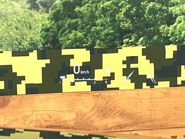 ハリアー Ｚ　レザーパッケージ　１２．３インチディスプレイオーディオ　トヨタセーフティセンス　全周囲カメラ　モデリスタ　禁煙車　電動リアゲート　レザーシート　前席シートエアコン　ドラレコ　コーナーセンサー　ＬＥＤヘッド　ＥＴＣ２．０（7枚目）