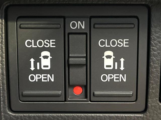 ステップワゴン ｅ：ＨＥＶスパーダ　登録済未使用車　両側電動スライドドア　ブラインドスポットインフォメーション　シートヒーター　電動リアゲート　レーダークルーズ　パドルシフト　ＵＳＢ入力端子　純正１６インチアルミ　ＬＥＤヘッド（3枚目）