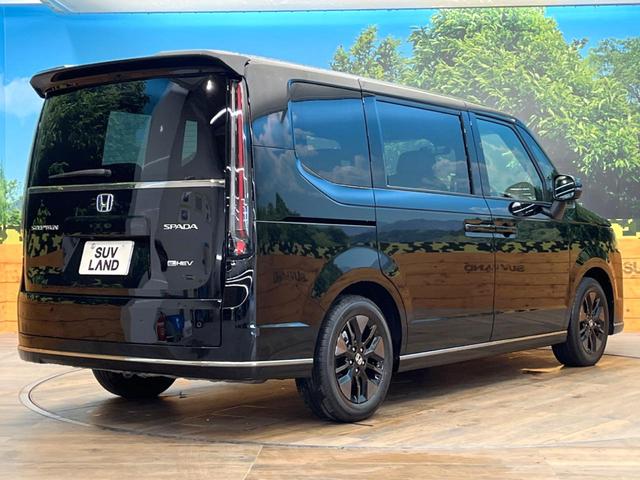 ステップワゴン ｅ：ＨＥＶスパーダ　登録済未使用車　両側電動スライドドア　ブラインドスポットインフォメーション　シートヒーター　電動リアゲート　レーダークルーズ　パドルシフト　ＵＳＢ入力端子　純正１６インチアルミ　ＬＥＤヘッド（17枚目）
