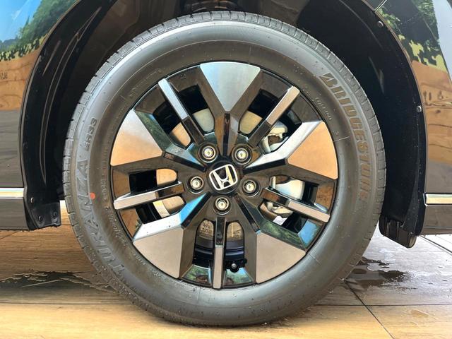 ステップワゴン ｅ：ＨＥＶスパーダ　登録済未使用車　両側電動スライドドア　ブラインドスポットインフォメーション　シートヒーター　電動リアゲート　レーダークルーズ　パドルシフト　ＵＳＢ入力端子　純正１６インチアルミ　ＬＥＤヘッド（29枚目）