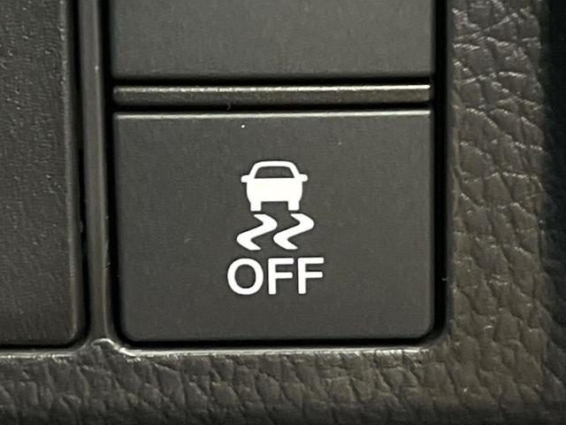 ステップワゴン ｅ：ＨＥＶスパーダ　登録済未使用車　両側電動スライドドア　ブラインドスポットインフォメーション　シートヒーター　電動リアゲート　レーダークルーズ　パドルシフト　ＵＳＢ入力端子　純正１６インチアルミ　ＬＥＤヘッド（40枚目）