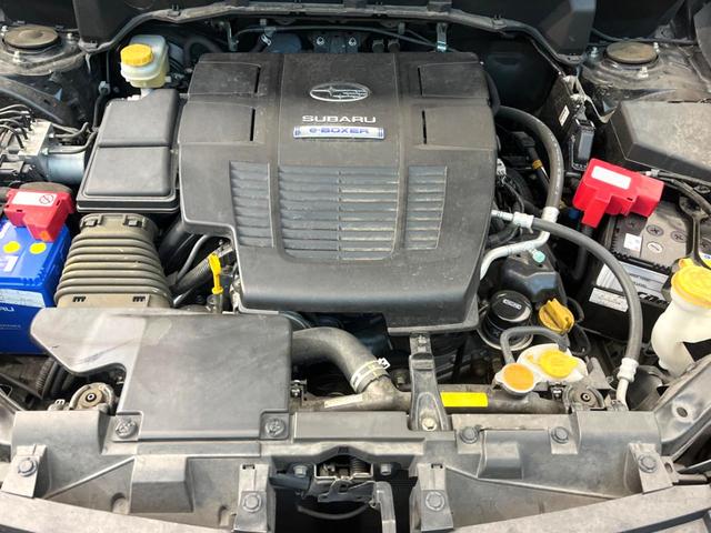 フォレスター アドバンス　純正ナビ　サイド・バックカメラ　アイサイト　レーダークルーズ　電動リアゲート　レザーシート　全席シートヒーター　ドラレコ　コーナーセンサー　スマートキー　ＬＥＤヘッド　ビルトインＥＴＣ（18枚目）