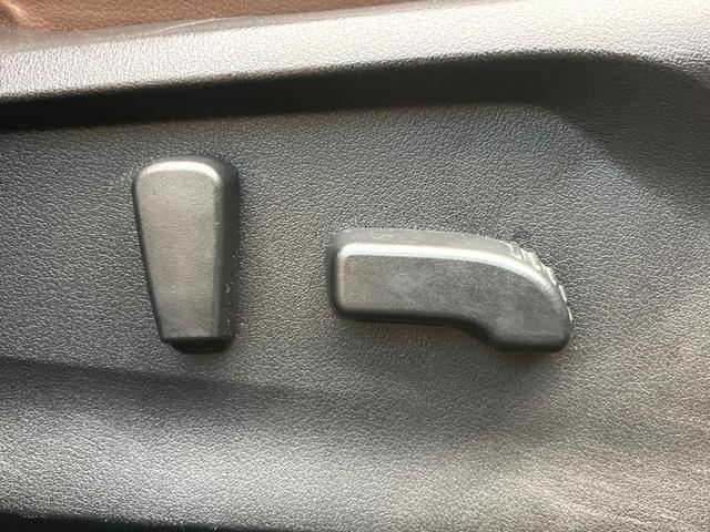 フォレスター アドバンス　純正ナビ　サイド・バックカメラ　アイサイト　レーダークルーズ　電動リアゲート　レザーシート　全席シートヒーター　ドラレコ　コーナーセンサー　スマートキー　ＬＥＤヘッド　ビルトインＥＴＣ（38枚目）