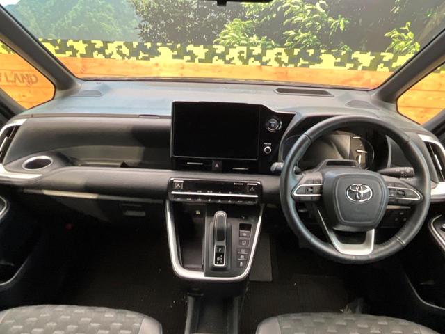 ヴォクシー ハイブリッドＳ－Ｚ　１０．５インチディスプレイオーディオ　全周囲カメラ　セーフティセンス　レーダークルーズ　禁煙車　両側電動ドア　電動リアゲート　ハーフレザーシート　コーナーセンサー　シートヒーター　ＥＴＣ　ドラレコ（2枚目）