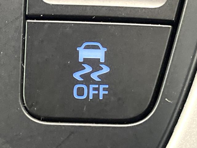 ヴォクシー ハイブリッドＳ－Ｚ　１０．５インチディスプレイオーディオ　全周囲カメラ　セーフティセンス　レーダークルーズ　禁煙車　両側電動ドア　電動リアゲート　ハーフレザーシート　コーナーセンサー　シートヒーター　ＥＴＣ　ドラレコ（49枚目）