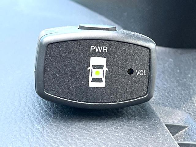 エスクァイア ハイブリッドＧｉ　純正ＳＤナビ　両側電動ドア　バックカメラ　衝突被害軽減システム　ドラレコ　コーナーセンサー　シートヒーター　ＬＥＤヘッド　ＥＴＣ　クルコン　純正１５インチアルミ　オートハイビーム　車線逸脱警報（6枚目）