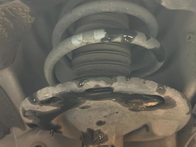 エスクァイア ハイブリッドＧｉ　純正ＳＤナビ　両側電動ドア　バックカメラ　衝突被害軽減システム　ドラレコ　コーナーセンサー　シートヒーター　ＬＥＤヘッド　ＥＴＣ　クルコン　純正１５インチアルミ　オートハイビーム　車線逸脱警報（21枚目）