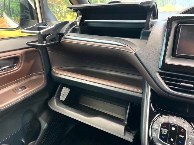 エスクァイア ハイブリッドＧｉ　純正ＳＤナビ　両側電動ドア　バックカメラ　衝突被害軽減システム　ドラレコ　コーナーセンサー　シートヒーター　ＬＥＤヘッド　ＥＴＣ　クルコン　純正１５インチアルミ　オートハイビーム　車線逸脱警報（60枚目）