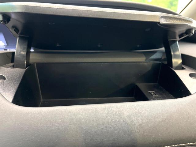 セレナ ハイウェイスター　ＶセレクションＩＩ　純正９型ナビ　両側電動ドア　後席モニター　全周囲カメラ　衝突被害軽減システム　レーダークルーズ　ドラレコ　コーナーセンサー　スマートキー　ＬＥＤヘッド　ビルトインＥＴＣ　純正１６インチアルミ（58枚目）