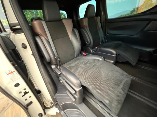 アルファード ２．５Ｓ　Ａパッケージ　タイプブラック　ＢＩＧ－Ｘ１１型ナビ　後席モニター　バックカメラ　両側電動ドア　電動リアゲート　ハーフレザーシート　ドラレコ　コーナーセンサー　ＬＥＤヘッド　ビルトインＥＴＣ　クルコン　純正１８インチアルミ（9枚目）