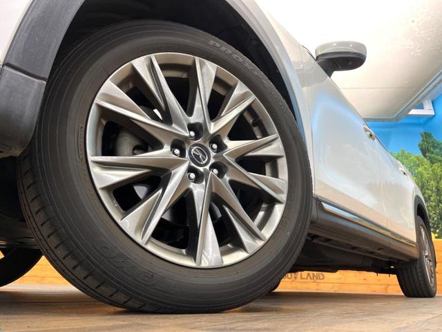 �y�����P�X�C���`�A���~�z�C�[���z�O�ςɃ}�b�`���������A���~�z�C�[���𑕒����Ă���܂��B�e��ЊO�A���~�z�C�[����A�X�^�b�h���X�^�C�����戵�����Ă���܂��B���񂲑��k����������