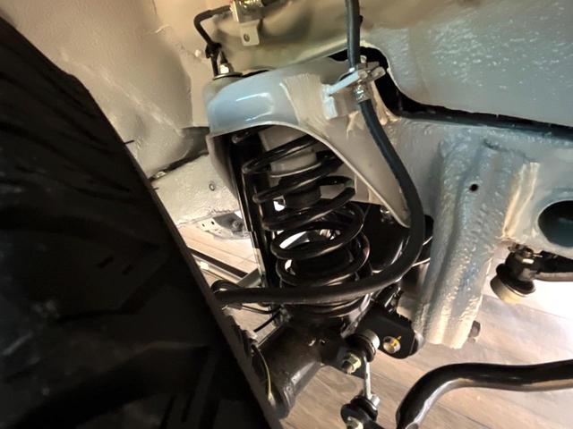 ジムニーノマド FC 4WD 衝突被害軽減システム レーダークルーズ 禁煙車 コーナーセンサー スマートキー LEDヘッド 純正15インチアルミ 車線逸脱警報 オートライト オートエアコン(19枚目)