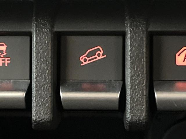 ジムニーノマド FC 4WD 衝突被害軽減システム レーダークルーズ 禁煙車 コーナーセンサー スマートキー LEDヘッド 純正15インチアルミ 車線逸脱警報 オートライト オートエアコン(43枚目)