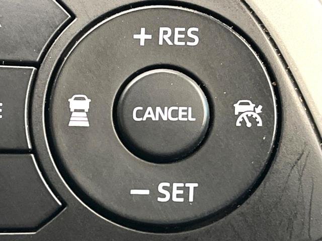 ロッキー プレミアム　禁煙車　スマートアシスト　パノラミックビューモニター　アダプティブクルーズコントロール　ブラインドスポットモニター　前席シートヒーター　ＥＴＣ　ドライブレコーダー　ＬＥＤヘッドライト（6枚目）