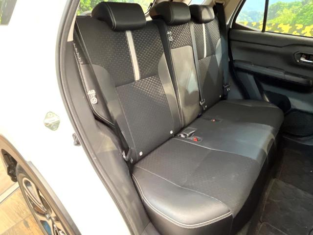 ロッキー プレミアム　禁煙車　スマートアシスト　パノラミックビューモニター　アダプティブクルーズコントロール　ブラインドスポットモニター　前席シートヒーター　ＥＴＣ　ドライブレコーダー　ＬＥＤヘッドライト（9枚目）