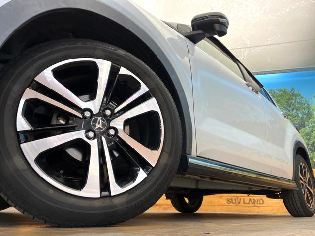 ロッキー プレミアム　禁煙車　スマートアシスト　パノラミックビューモニター　アダプティブクルーズコントロール　ブラインドスポットモニター　前席シートヒーター　ＥＴＣ　ドライブレコーダー　ＬＥＤヘッドライト（12枚目）