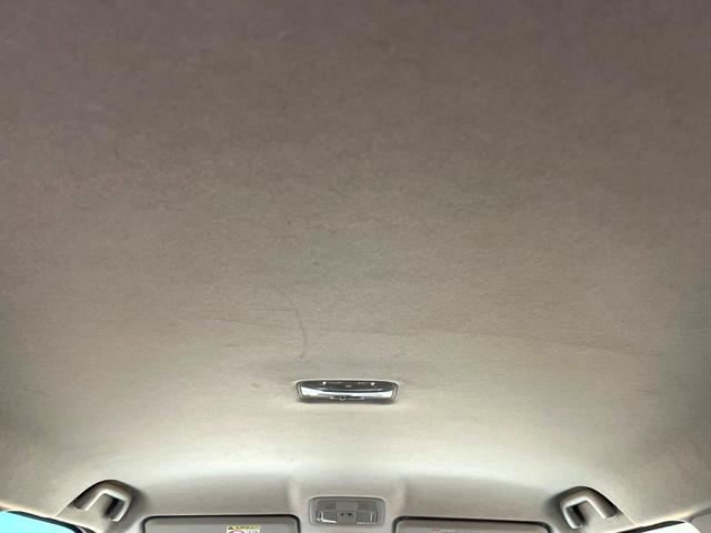 ロッキー プレミアム　禁煙車　スマートアシスト　パノラミックビューモニター　アダプティブクルーズコントロール　ブラインドスポットモニター　前席シートヒーター　ＥＴＣ　ドライブレコーダー　ＬＥＤヘッドライト（35枚目）