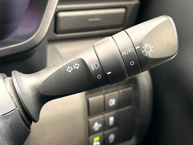 ロッキー プレミアム　禁煙車　スマートアシスト　パノラミックビューモニター　アダプティブクルーズコントロール　ブラインドスポットモニター　前席シートヒーター　ＥＴＣ　ドライブレコーダー　ＬＥＤヘッドライト（41枚目）