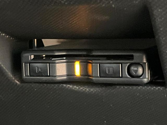 ロッキー プレミアム　禁煙車　スマートアシスト　パノラミックビューモニター　アダプティブクルーズコントロール　ブラインドスポットモニター　前席シートヒーター　ＥＴＣ　ドライブレコーダー　ＬＥＤヘッドライト（52枚目）