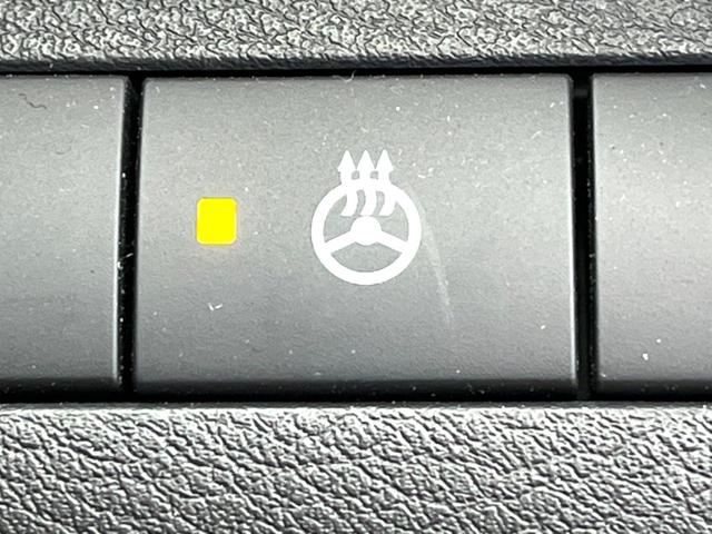 キックス オーテック　純正ＳＤナビ　全周囲カメラ　衝突被害軽減システム　レーダークルーズ　レザーシート　ドラレコ　コーナーセンサー　スマートキー　ＬＥＤヘッド　ビルトインＥＴＣ　純正１７インチアルミ　オートハイビーム（7枚目）