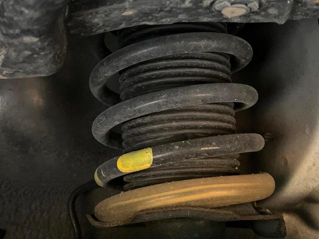 キックス オーテック　純正ＳＤナビ　全周囲カメラ　衝突被害軽減システム　レーダークルーズ　レザーシート　ドラレコ　コーナーセンサー　スマートキー　ＬＥＤヘッド　ビルトインＥＴＣ　純正１７インチアルミ　オートハイビーム（20枚目）