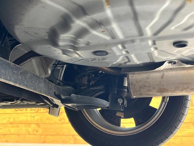 キックス オーテック　純正ＳＤナビ　全周囲カメラ　衝突被害軽減システム　レーダークルーズ　レザーシート　ドラレコ　コーナーセンサー　スマートキー　ＬＥＤヘッド　ビルトインＥＴＣ　純正１７インチアルミ　オートハイビーム（21枚目）